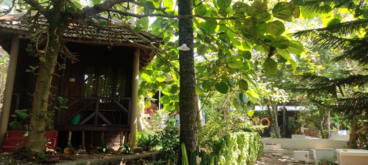 Sandra Eco Varkala Extérieur photo